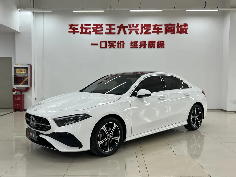 Mercedes-Benz Mercedes Benz A Class 2024