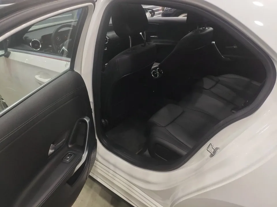 Mercedes-Benz Mercedes Benz A Class Mercedes-Benz A-Class 2023 A 180 L 2023 — миниатюра 5