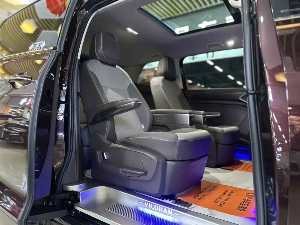 Volkswagen Weiran Weiran 2023 330TSI Business Edition 2024 — миниатюра 4