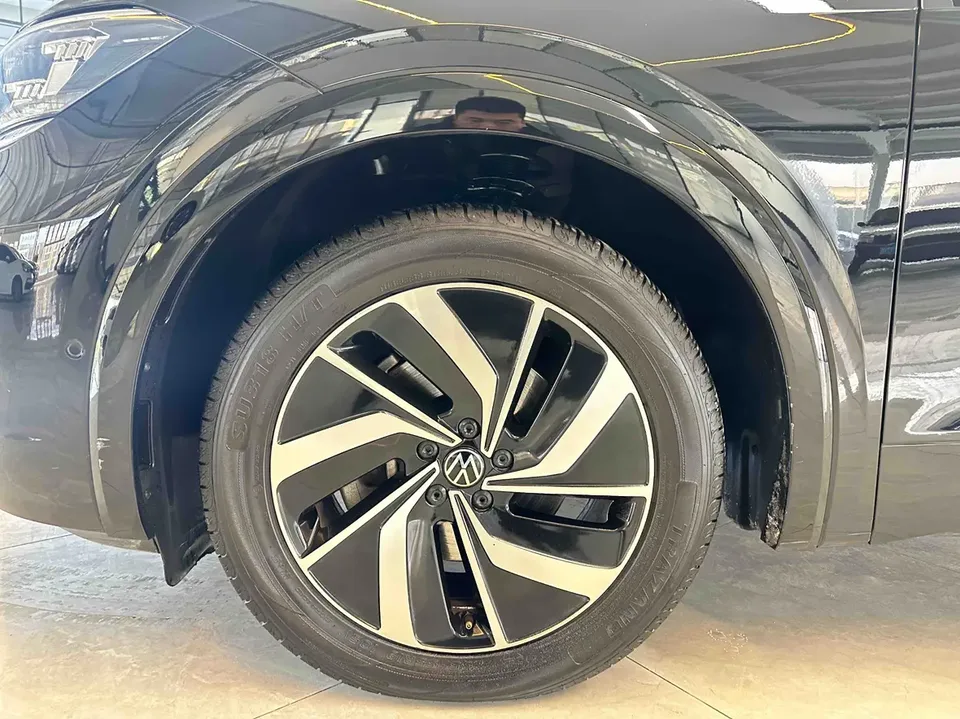 Volkswagen Weiran Weiran 2024 330TSI Deluxe Edition 2023 — миниатюра 4