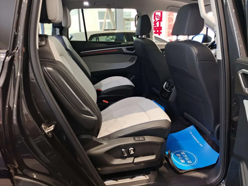 Volkswagen Talagon Lan Jing 2026 2026 Lanjing 450TSI 4WD Flagship Edition 6-seater 2025 — thumbnail 3