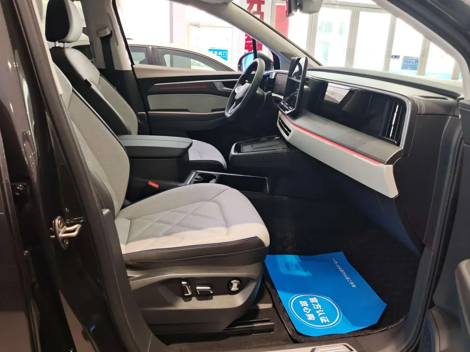 Volkswagen Talagon Lan Jing 2026 2026 Lanjing 450TSI 4WD Flagship Edition 6-seater 2025 — thumbnail 5