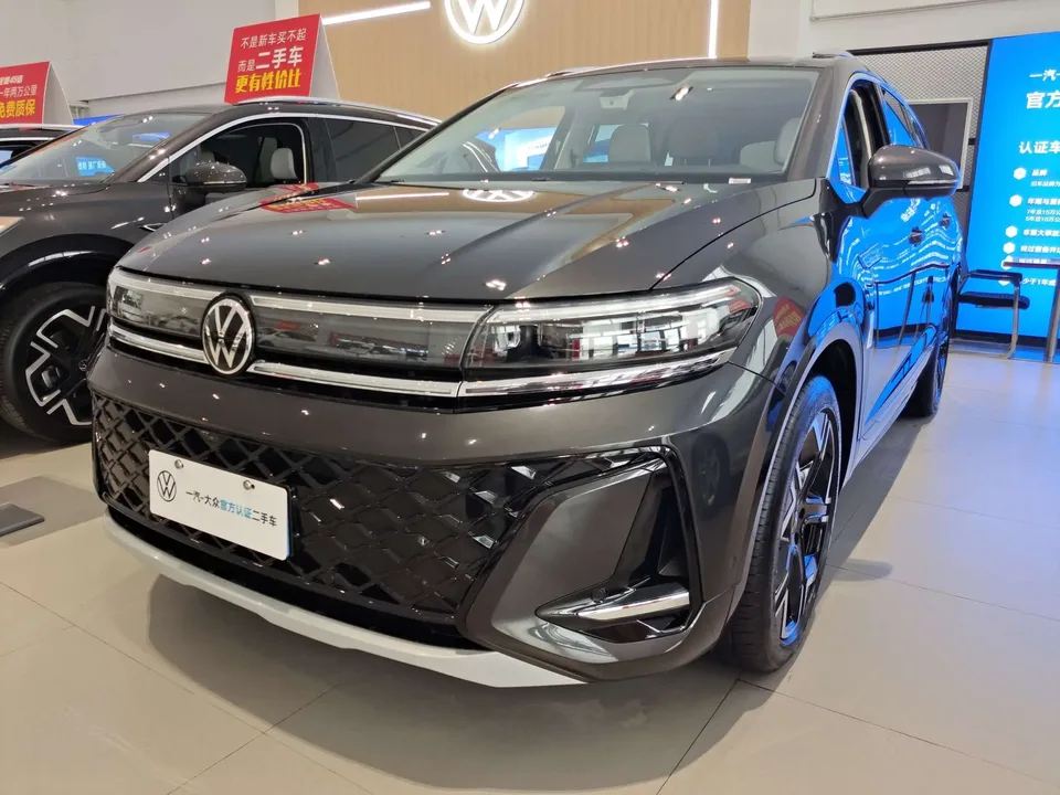 Volkswagen Talagon Lan Jing 2026 2026 Lanjing 450TSI 4WD Flagship Edition 6-seater 2025 — photo 1, buy with delivery to Moscow