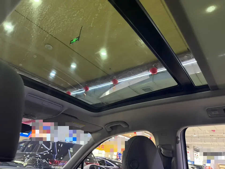 Volkswagen Tiguan L Tiguan L 2024 330TSI 2WD R-Line Enjoy Edition 2024 — миниатюра 3