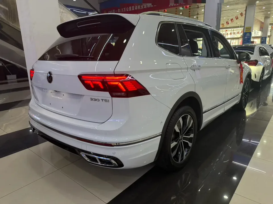 Volkswagen Tiguan L Tiguan L 2024 330TSI 2WD R-Line Enjoy Edition 2024 — миниатюра 4