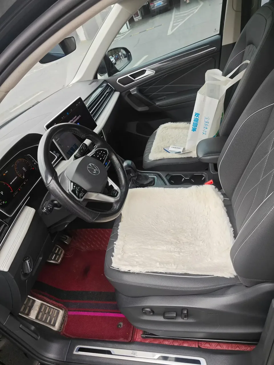 Volkswagen Tiguan L Tiguan L 2022 Tiguan L 2022 330TSI Automatic 2WD R-Line Enjoy Edition 2022 — thumbnail 2