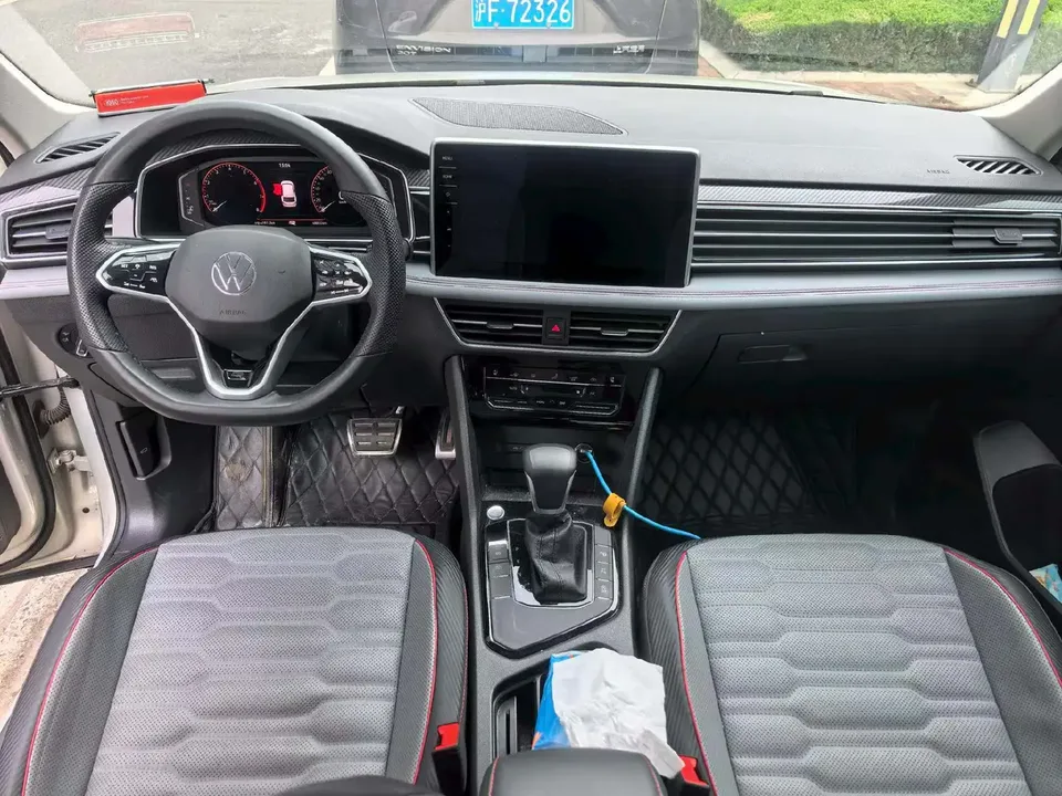 Volkswagen Tiguan L Tiguan L 2023 Tiguan L 2023 330TSI two-wheel drive R-Line flagship version 2023 — thumbnail 4