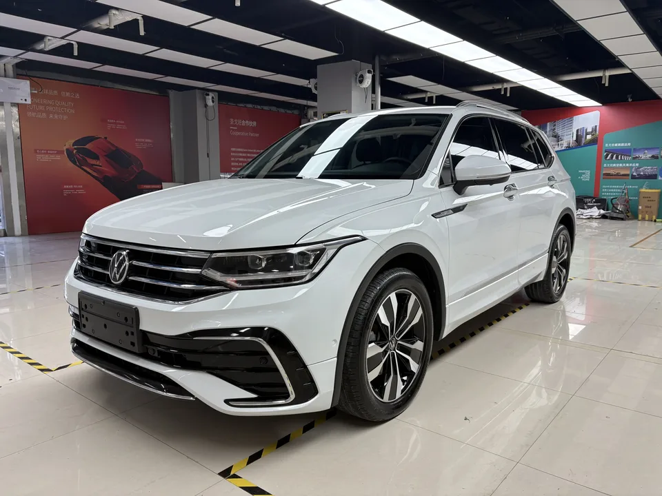 Volkswagen Tiguan L 2023