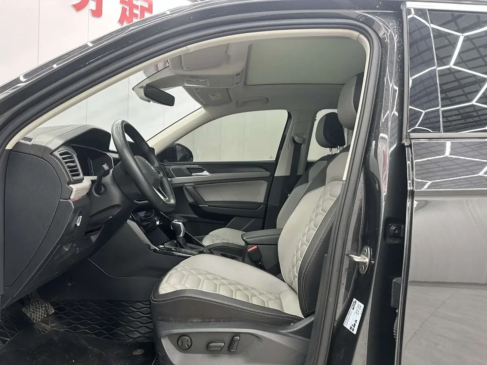 Volkswagen Tayron Tanyue 2023 280TSI 2WD Luxury Plus Advanced Edition 2023 — миниатюра 2