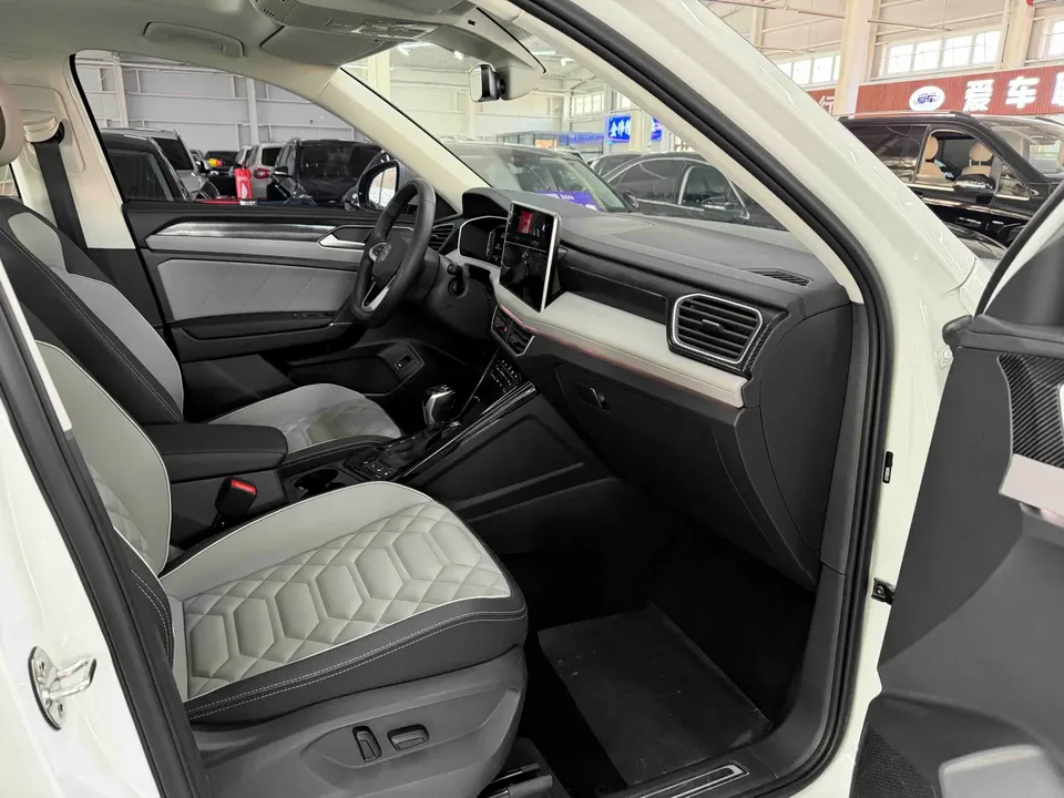 Volkswagen Tayron Tanyue 2023 280TSI 2WD Luxury Plus Advanced Edition 2023 — миниатюра 2