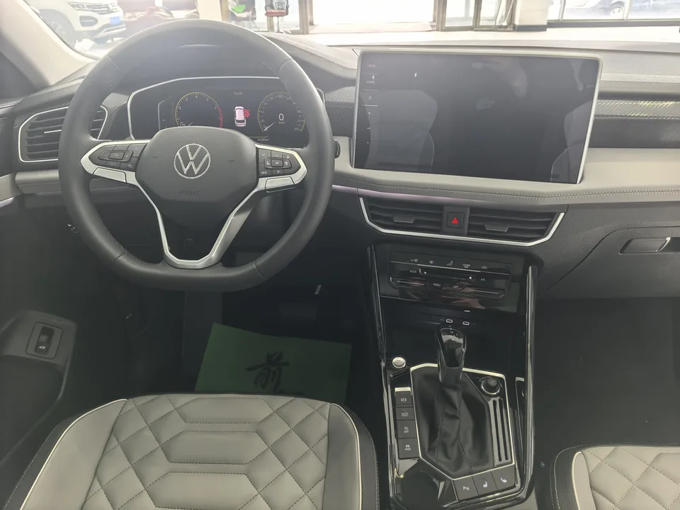 Volkswagen Tayron Tanyue 2023 280TSI 2WD Luxury Plus Advanced Edition 2023 — миниатюра 4