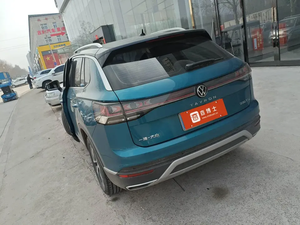 Volkswagen Tayron Tanyue 2023 280TSI 2WD Luxury Plus Advanced Edition 2022 — миниатюра 3