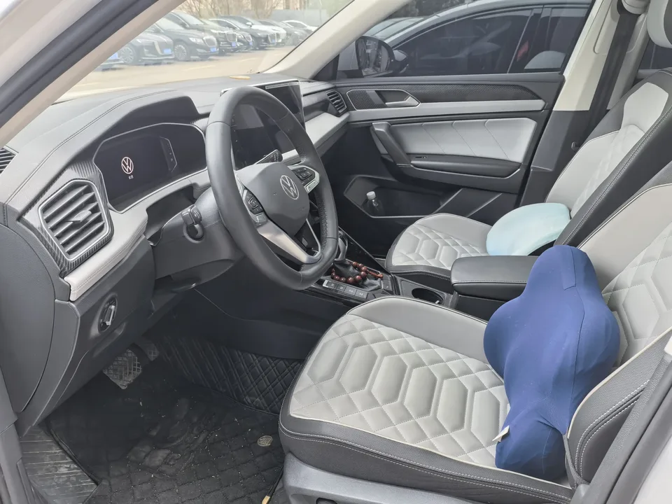 Volkswagen Tayron Tanyue 2023 280TSI 2WD Luxury Plus Advanced Edition 2022 — миниатюра 5