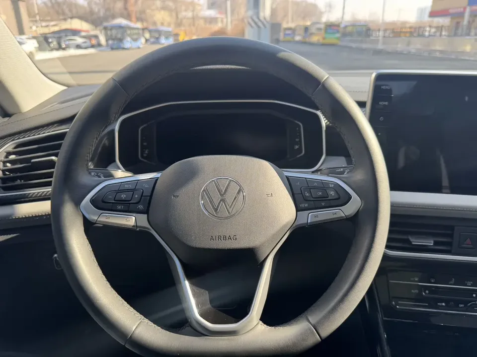 Volkswagen Tayron Tanyue 2023 280TSI 2WD Luxury Plus Advanced Edition 2023 — миниатюра 3