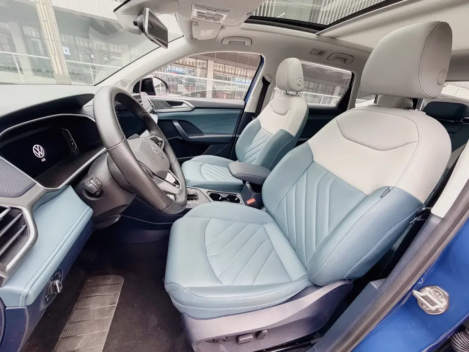 Volkswagen Tharu 300TSI 2WD Moon Edition 2023 — миниатюра 3