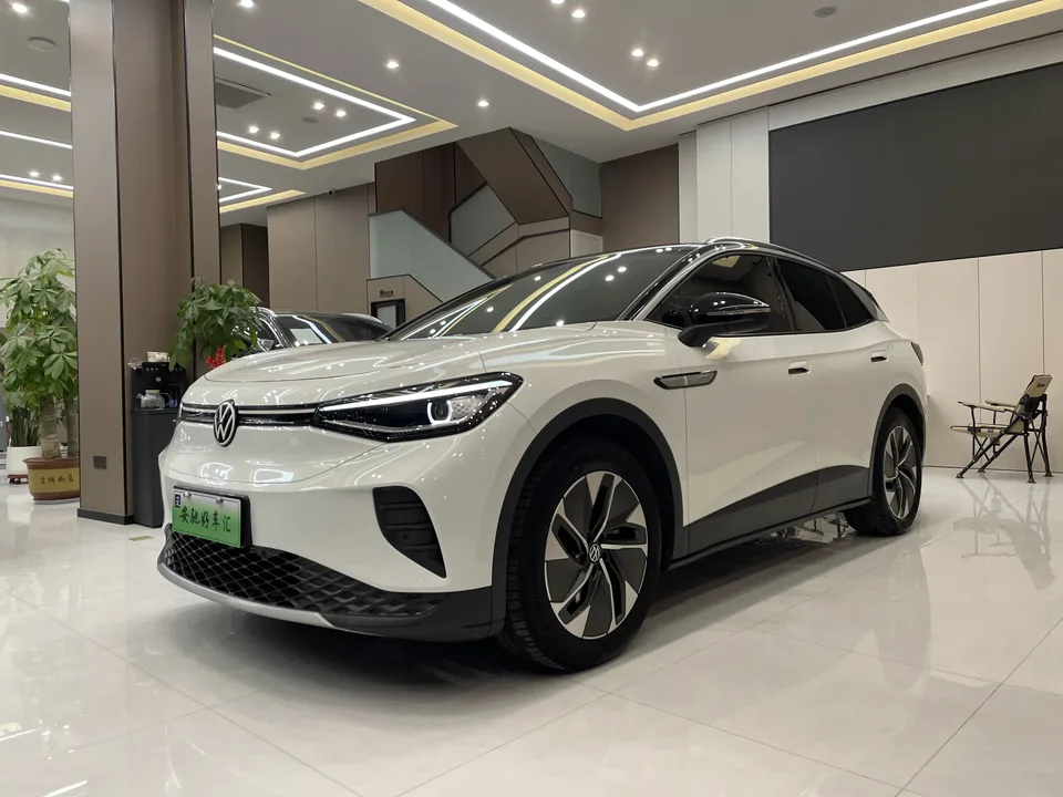 Volkswagen ID.4 Crozz standard battery life PURE version 2022 — фото 1, купить с доставкой в Москву