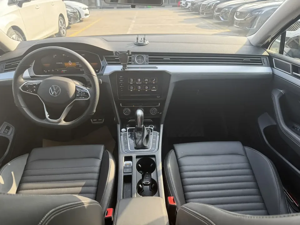 Volkswagen Magotan Magotan 2025 280TSI DSG Comfort Edition 2025 — thumbnail 2