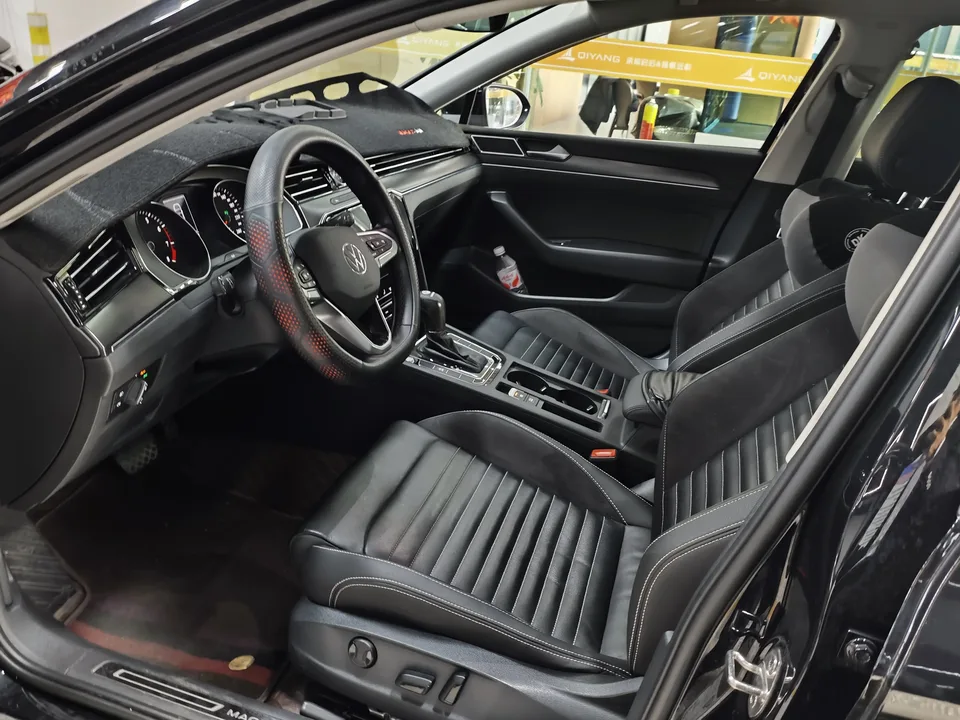 Volkswagen Magotan Magotan 2020 330TSI DSG Leading Edition 2022 — миниатюра 3