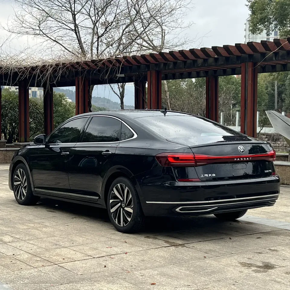 Volkswagen Passat Passat 2022 Passat 2022 330TSI Star Elite Edition 2022 — миниатюра 5