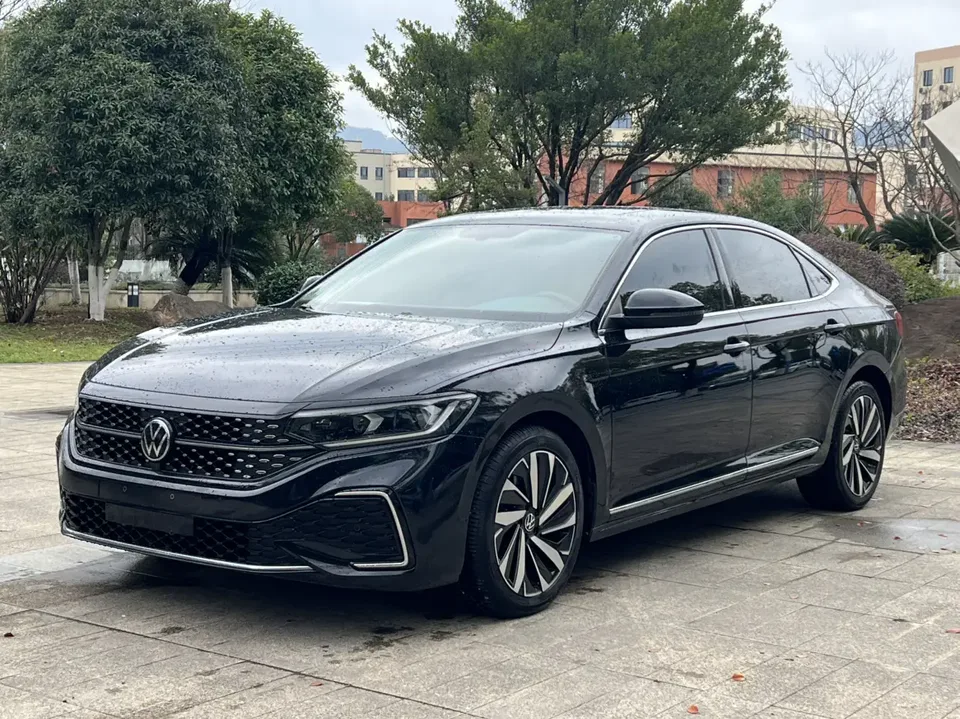 Volkswagen Passat 2022