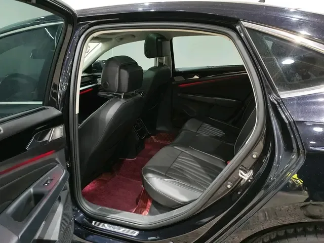 Volkswagen Passat Passat 2022 330TSI Starry Sky Deluxe Edition 2022 — thumbnail 5