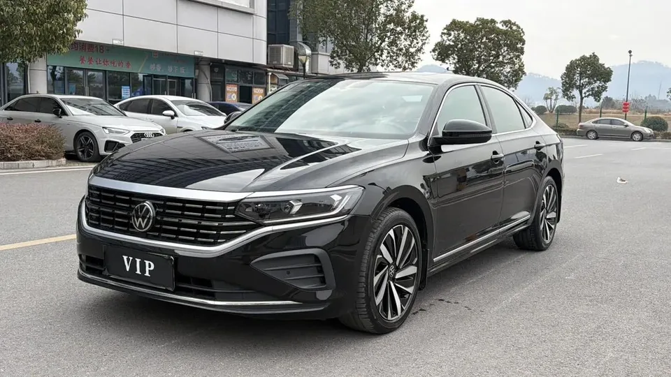 Volkswagen Passat 2024