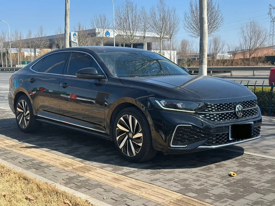 Volkswagen Passat Passat 2022 330TSI Star Elite Edition 2022 — миниатюра 3