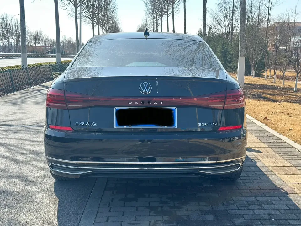 Volkswagen Passat Passat 2022 330TSI Star Elite Edition 2022 — миниатюра 5
