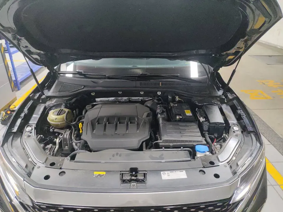 Volkswagen Passat Passat 2022 330TSI Starry Sky Deluxe Edition 2022 — миниатюра 2