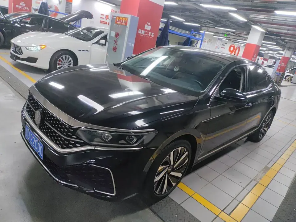Volkswagen Passat 2022