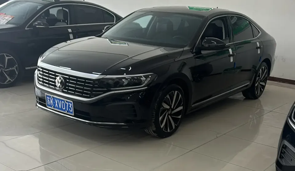 Volkswagen Passat 2024
