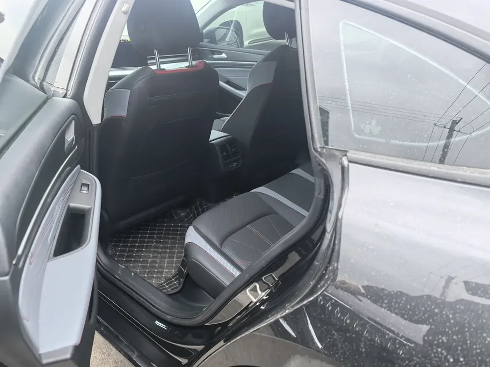 Volkswagen Lamando Lingdu L 280TSI DSG Hot Edition 2024 — миниатюра 3