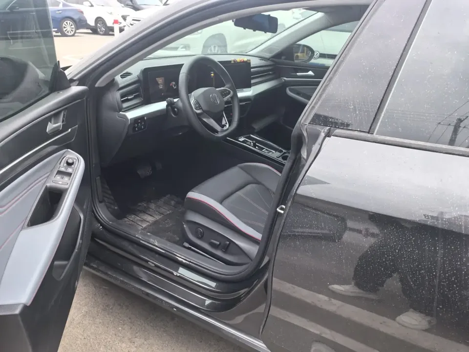 Volkswagen Lamando Lingdu L 280TSI DSG Hot Edition 2024 — миниатюра 5