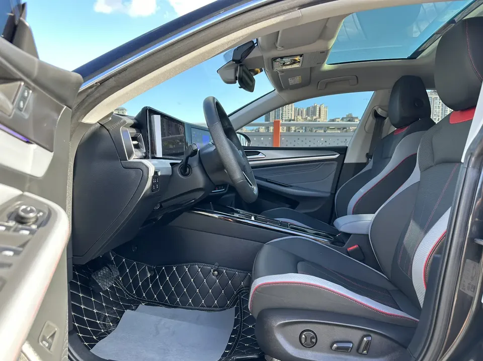 Volkswagen Lamando 2024 Lingdu Lingdu L 280TSI DSG Cool Edition 2024 — миниатюра 4