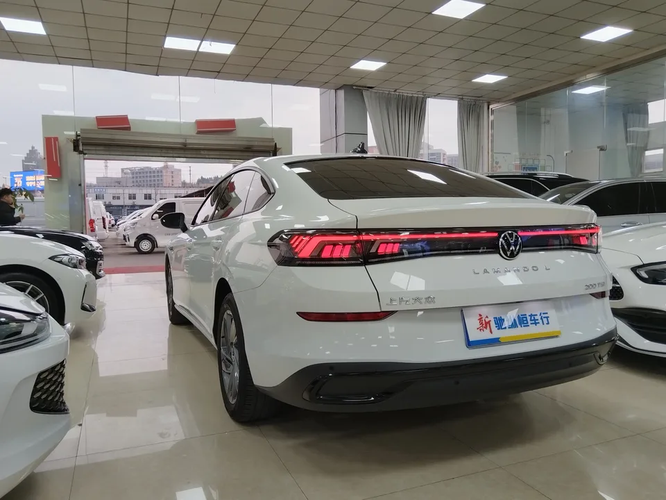 Volkswagen Lamando Lingdu 2024 Lingdu L 200TSI DSG Hot Edition 2024 — миниатюра 4
