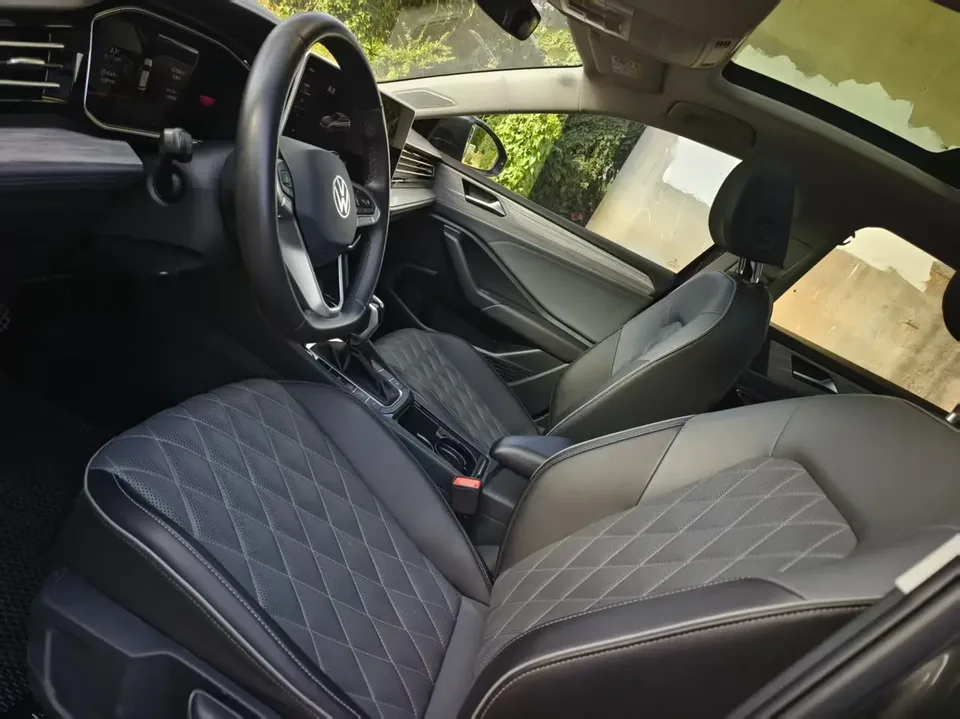 Volkswagen Sagitar 2023 Sagitar 200TSI DSG Flying Edition 2023 — миниатюра 4