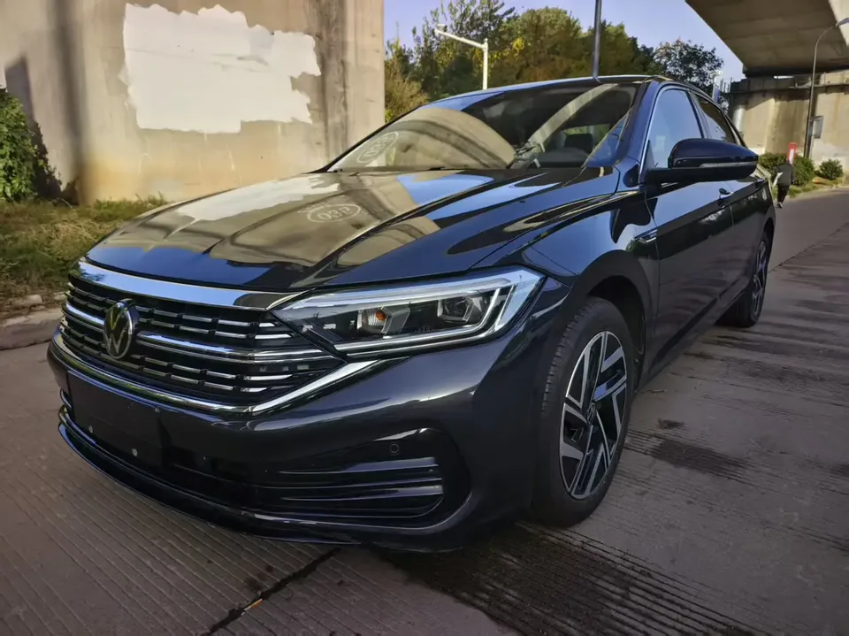 Volkswagen Sagitar 2023