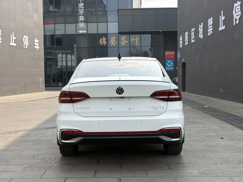 Volkswagen Lavida Lavida 2023 280TSI DSG Starry Sky Forever Edition 2023 — thumbnail 4