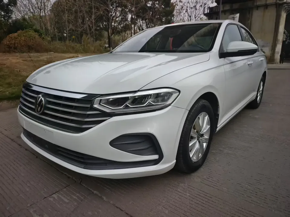 Volkswagen Lavida Lavida 2023 Modified 1.5L Automatic 5 million version 2023 — photo 1, buy with delivery to Moscow