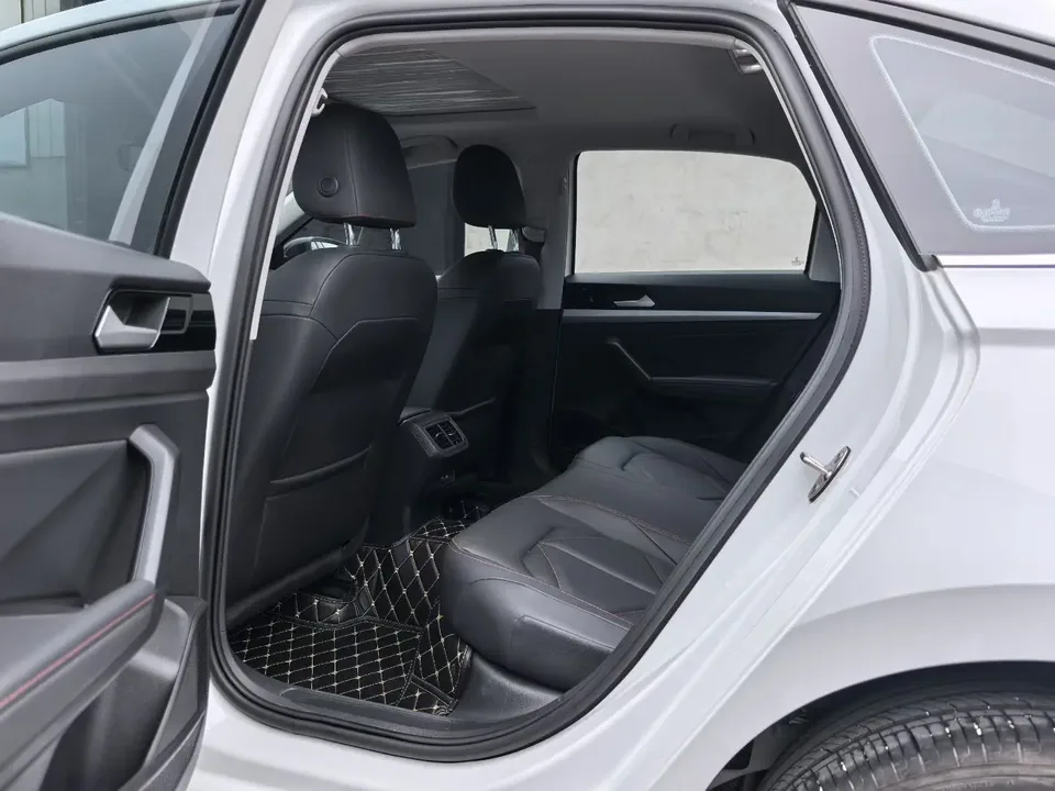 Volkswagen Lavida Lavida 2024 300TSI DSG Starry Sky Leading Edition 2024 — миниатюра 4