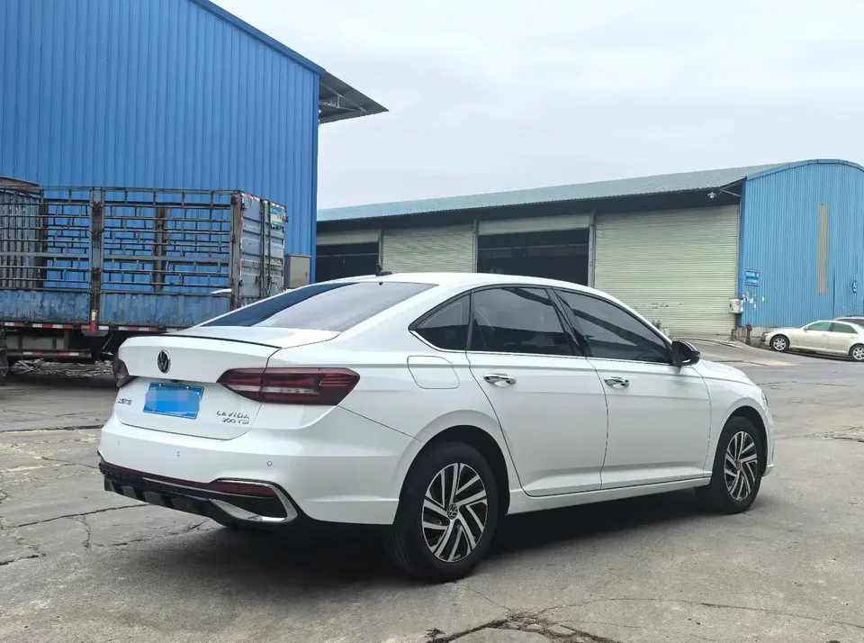 Volkswagen Lavida Lavida 2024 300TSI DSG Starry Sky Leading Edition 2024 — миниатюра 5