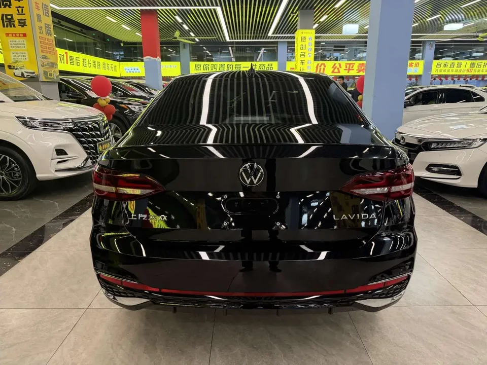 Volkswagen Lavida Lavida 2024 300TSI DSG Starry Sky Full Edition 2025 — миниатюра 2