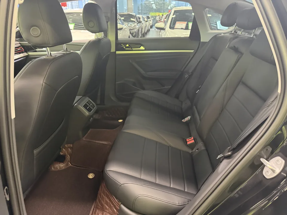 Volkswagen Lavida Lavida 2024 300TSI DSG Starry Sky Full Edition 2025 — миниатюра 3