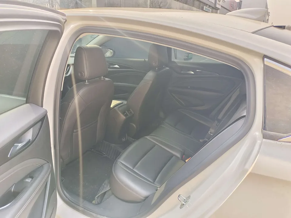 Buick Majesty Regal 2024 25T Super Edition 2024 — миниатюра 4