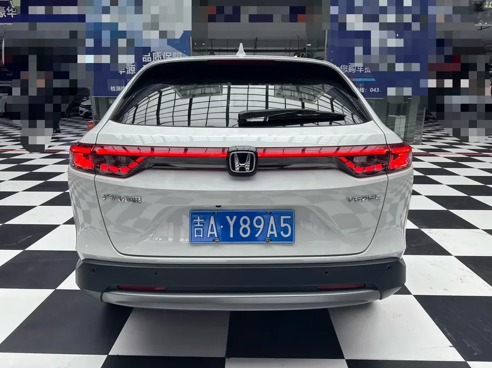 Honda VEZEL 1.5L CVT technology version 2024 — миниатюра 2