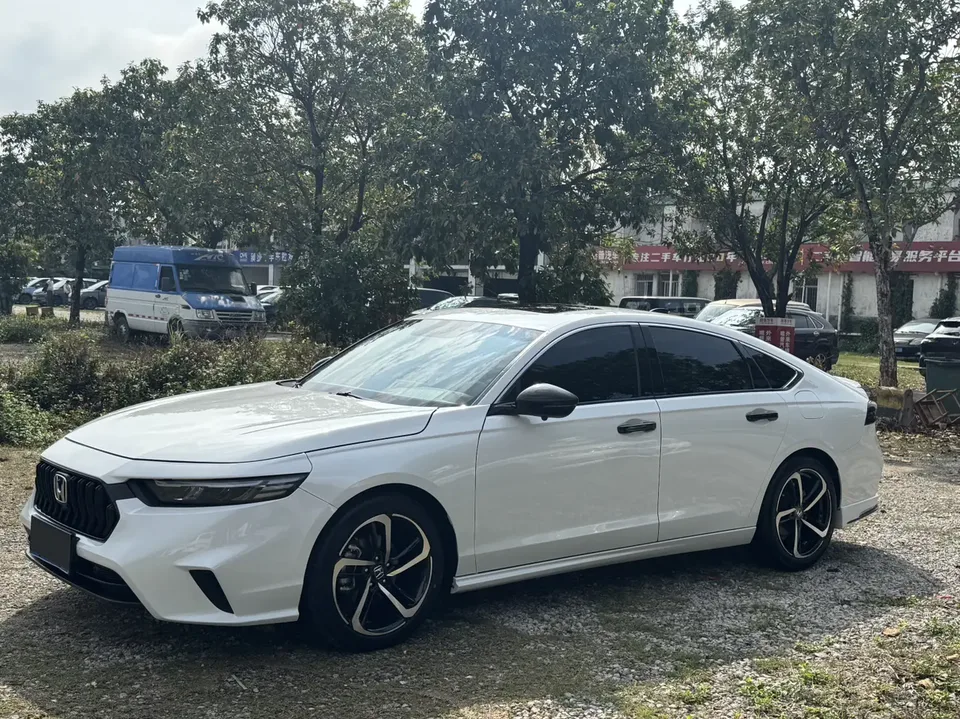 Honda Inspire 2024