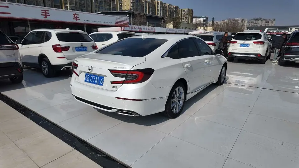 Honda Accord Accord 2022 260TURBO Comfort Edition 2022 — миниатюра 2