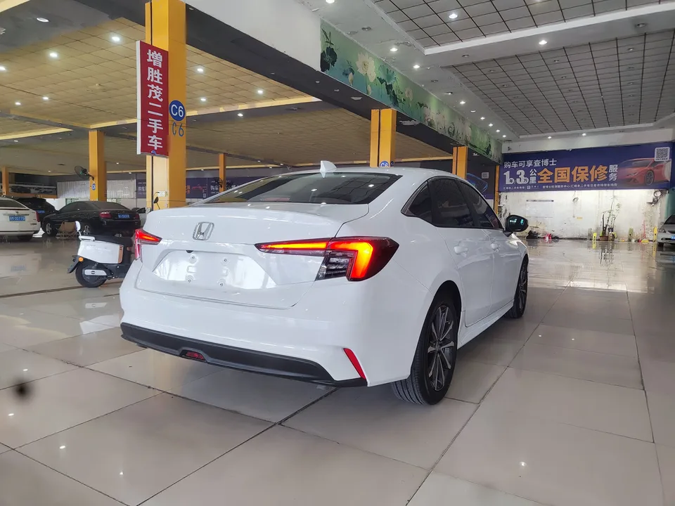 Honda Integra Style 2023 240TURBO CVT Smart Edition 2023 — thumbnail 2