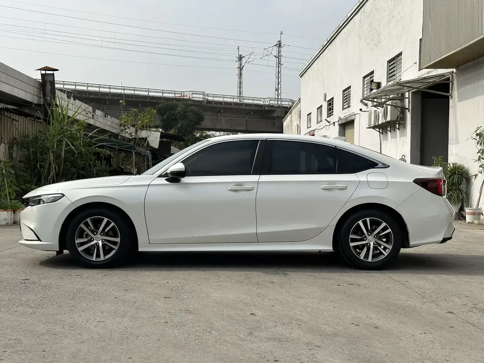 Honda Integra Stylish 2022 240TURBO CVT Technology Edition 2023 — миниатюра 4