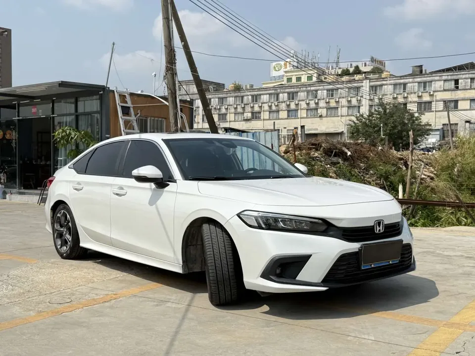 Honda CIVIC 2022 Civic 240TURBO CVT Power Control Edition 2022 — миниатюра 3